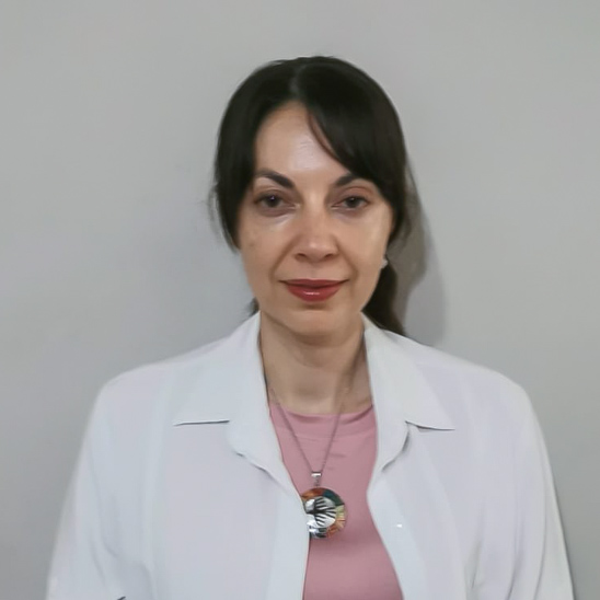 Dra Catalina Cisneros
